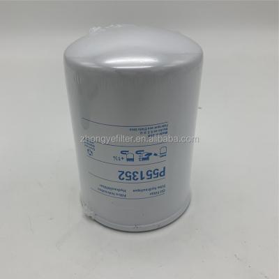 China Machinery Repair Shops P551352 RE59754 LF3703 Applicable to Excavator Oil Filter for sale