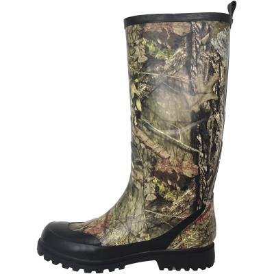 China Fashion Trend Men's Camouflage Popular Tube Waterproof Non-slip Comfortable Rubber Boots for sale