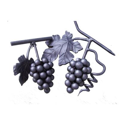 China Sustainable Ornamental Meta Forged Grapes Cast Steel Grape Sheets For Gates Fencing for sale