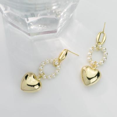 China Fast Delivery Elegant Dangle Earring Heart Around Pearl Drop Earrings 925 Gold Plated For Gift Girls for sale