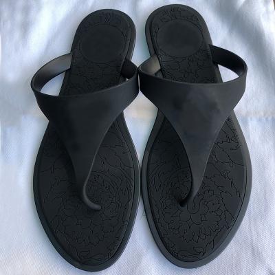 China Fashion Trend Sandals Ladies Luxury Brand Slides Women Slippers Flat Sandal Rubber Strap Flip Flops for sale