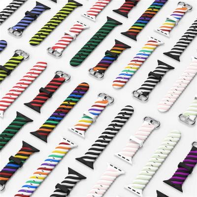 China New Rainbow Twist Silicone Watch Sport Rubber Band For Apple Watch 44mm Colorful 4 Series 4 38mm 42mm Rainbow Twist 5 Watch Bands For Apple Watch for sale