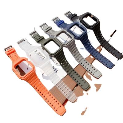 China Luxury Built-in Silicone For Apple Watch Band And Case Silicone For Se 6 5 Of Apple Watch Sport Band Series 7 4 3 for sale