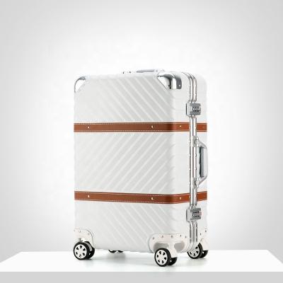 China Latest Designer Aluminum Luggage Bag Bottom Travel Frame 20'24'28 Inch Suitcase Set Hard Luggage Travel Trolley Bag for sale