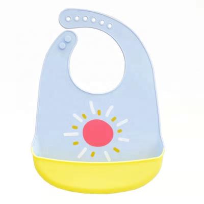 China 6 Color Custom Hole Design Silicone Baby Bib Waterproof Bibs Cute Running Ready Antibacterial 6 Color for sale