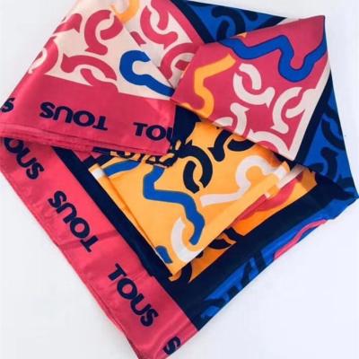 China Custom Brand Design Silk Digital Printing Silk Scarf 2020 Famous Brand News Trending Luxury Brand Scarves for sale