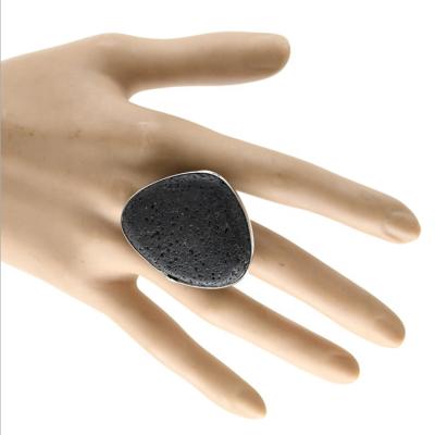 China Black Lava Stone Ring Women Ring Jewelry Retro Vintage Size Look CLASSIC Copper Volcanic Rocks Free Stone Women Essential Oil for sale