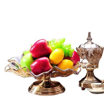 China Sustainable Creative personality glass portable decorative antique metal dry fruit serving tray for wedding for sale