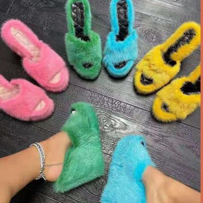 China New Breathable Fashion Style Platform Plush Sandals Solid Color Furry Slippers Ladies Wedge Fur Slides Sandals for sale