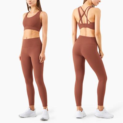 China Beautiful Breathable Back Underwear Gathered Sports Bra Fitness Bra Yoga Pants Comfortable Naked Cross Bodysuit Sports Two-Piece Set for sale