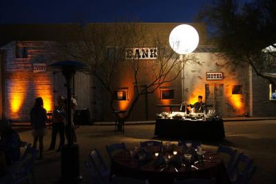 China Iluminación de marcado en caliente el 1.5m/2m de la luna del globo de la luz 200w~600w del logotipo del objeto expuesto especial de la impresión en venta