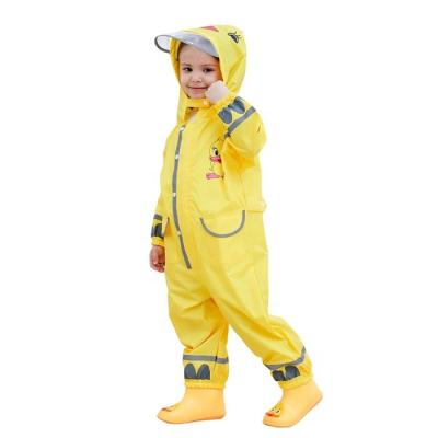 China Raincoat Environmental Raincoat /Windproof/Eco-friendly/Durable/Soft Tianwang Light Weight Soft Breathable High Quality 100% Raincoat For Lovely Kids Children Raincoat Clothes for sale