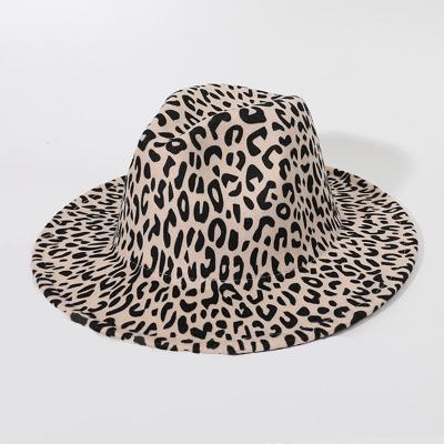 China Leopard Striped Fedora Felt Hat Mens Womens Jazz Designer Leopard Wide Brim Fedora Hats Wool Wide Brim for sale