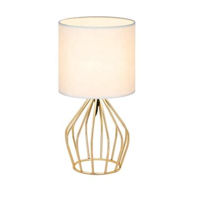 China Hot Selling Popular Amazon Best Price Modern Bedside Gold Fabric Table Lamp Modern Desk Light for sale