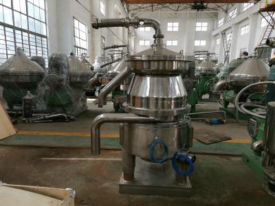 Cina Centrifuga automatica della pila di disco, separatore di acqua centrifugo dell'olio trifase in vendita