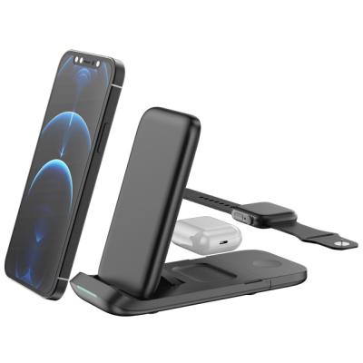 China Qi-enabled Devices Customized Mobile Power Supply Qi Wireless Charger 3 in 1 Multifunctional Wireless Charging Dock for sale