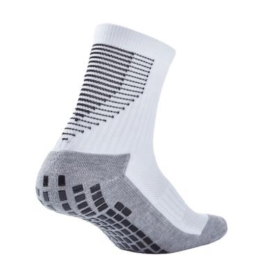 China Fashion breathable high quality hot-selling sports running non-slip soccer football sports grip socks breathable and sweat-absorbent for sale