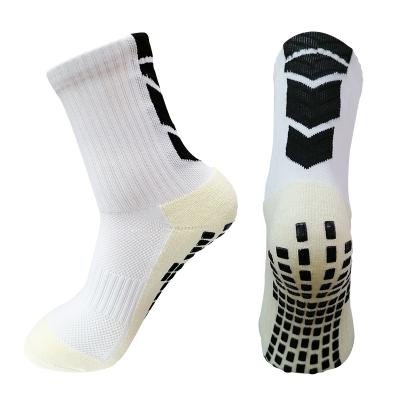 China Simple design breathable socks wear-resistant pure cotton football grip socks for men and women for sale