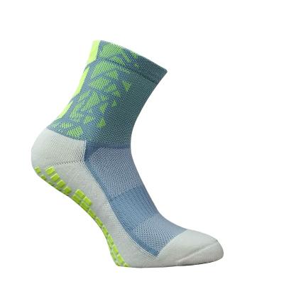 China High Quality Customized Breathable Professional Sports Grip Socks Basketball Hoops Breathable Soccer Socks Non Slip Sweat Absorption for sale