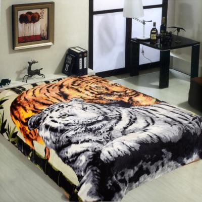 China Low price factory heavy anti-pilling raschel blanket lots stock wholesale for sale