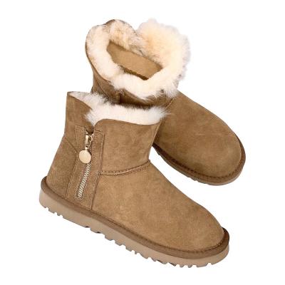 China Fashion trend ladies snow boots winter shoes fur cold protection winter outdoor casual high top female casual warm ankle new warm plus velvet for sale