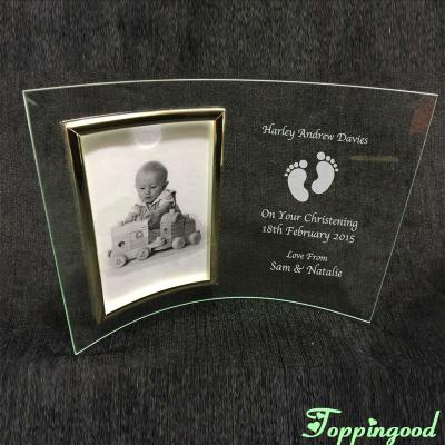 China Nice Family Table Decoration Quality Cheap Curved Photo Glass Frame For Baptism Keepsake for sale