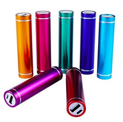 China Best Gift Power Bank 2600mah Cylinder Cylinder External Battery Charger for All Kinds of 2600mah Phone for sale