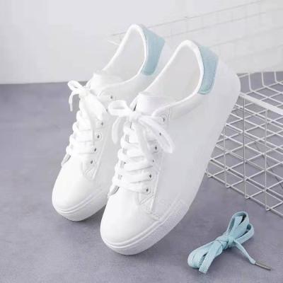 China 2021 Fashion Trend Fashion Spring Style Loafers Platform Sneakers PU Lace Up Sport Sneaker Flat Shoes For Women for sale