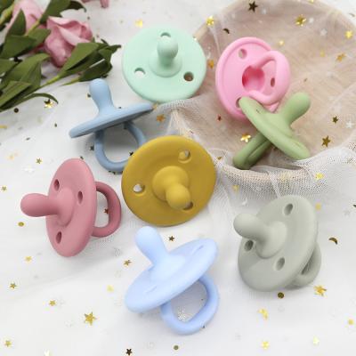 China BPA Free Natural Newborn Bulk Soft Silicone Customized Baby Pacifier Nipple for sale