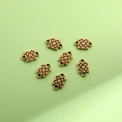 China Environmental Friendly Vintage Alloy Copper Flower Pattern Necklace Pendant For Jewelry Bracelet Necklace Accessories Making for sale