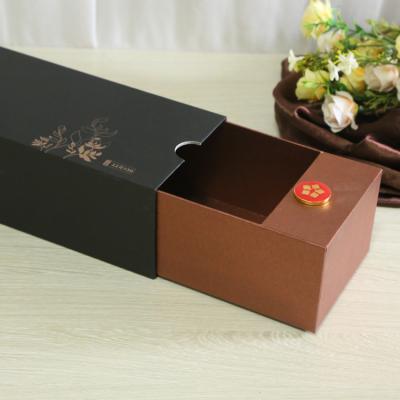 China Recycled Materials Wholesale Custom Outer CMYK Printing Gift Tea Drawer Coated Paper Paper Packaging Box With Thumb Locks for sale