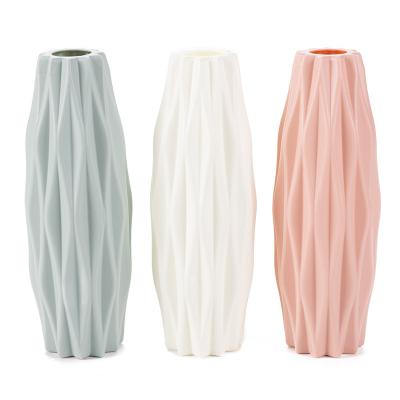 China Plastic vase, modern minimalist, simple, anti-breaking Nordic creative vase for home furnishings, flower arrangement and decorative vase for sale