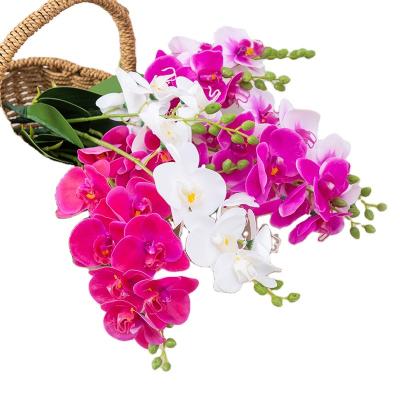 China 2022 Beautiful Artificial Flower Phalaenopsis Artificial Flower Plant Orchid Wedding Table Indoor Supply Silk Flower Set Colorful Hot Living Room for sale