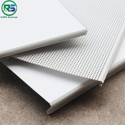 Chine Le rouleau de polyester a enduit la largeur en aluminium 100mm de S-forme de plafond de bande à vendre