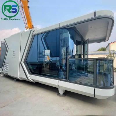 China 8.5M Length Mobile Homes White Alcoa Aluminum House Villa Modular House Flat Pack Prefab Container House en venta