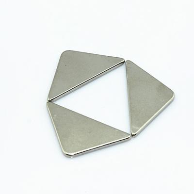 China Industrial magnet permanent magnets n54 strong triangle neodymium magnet for sale