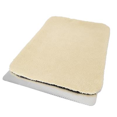 China Sustainable Wireless Heating Double Layer Pet Thermal Pad Help Pets Be Warm for sale