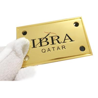 China Luxury High Quality Custom Metal Plate Logo Labels for Handbags Metal Logo Engraved Nameplate Labels for sale