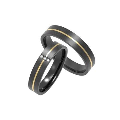 China Personalized 18K Black Titanium 7MM Flat Gold Plating CLASSIC No Fade Away Color Wedding Bands For Couples for sale