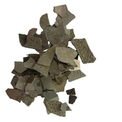 China Flakes de metal de manganeso de aleación férrea Mn Flakes 99,7% para desulfurizante en venta