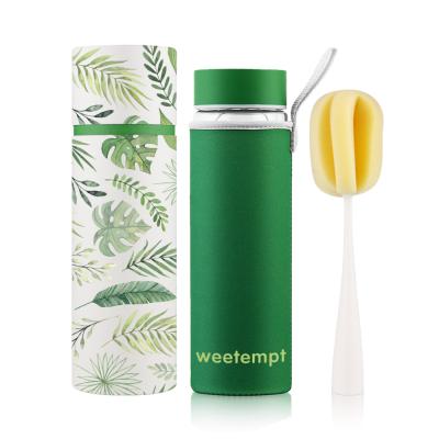 China Sustainable Wholesale Custom Bamboo Lids Borosilicate 500ML Glass Water Bottle With Sleeve for sale