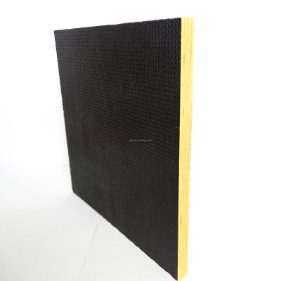 China Traditional WBP Glue Poplar Core Black Film Faced Plywood With Good Quality For Qatar Market for sale