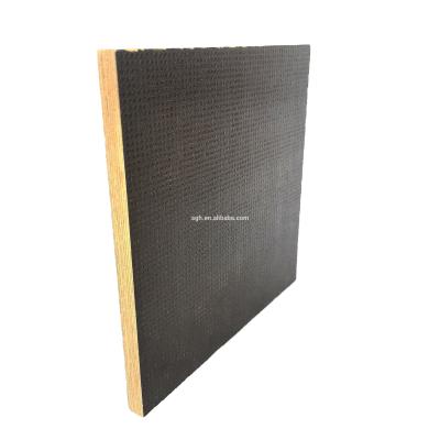 中国 Industrial Standard F17 Concrete Formwork Film Faced Plywood 17mm 18mm For Australia 販売のため