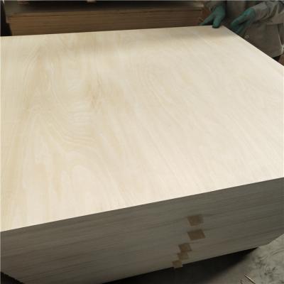 China Laser cutting good quality toys plywood 3mm basswood plywood with poplar core for sale