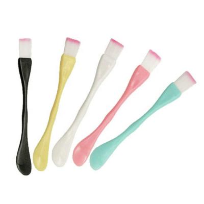 China Beauty Care Cosmetics Tools Skin Care Hair Short Soft Handle Facial Brush Mini Face Clay Mask Applicator Brush Cosmetic Spoon for sale