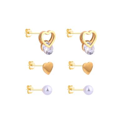 China CLASSIC Personalized White Three Piece Love Clip Zirconia Earrings Set Shiny Pearl Love Earrings Three Piece Set Gift for sale