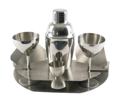 China Sleek Viable Professional Bartender Tools Boston Plated Bar Shaker Stainless Steel Cocktail Shaker Set for sale