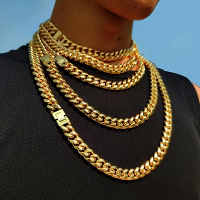 China Hiphop Mens Hip Hop 18k Gold Stainless Steel Jewelry Necklace Cuban Link Chain for sale