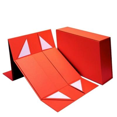 China Red Magnetic Closure Paper Packaging Box Elegant Cardboard Cosmetic Packaging Boxes for sale