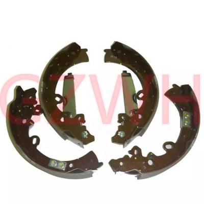 China Metal Makers Brake Auto Spare Part Car Brake Shoes Kit For Hliux 2004+ 04495-0K120 for sale